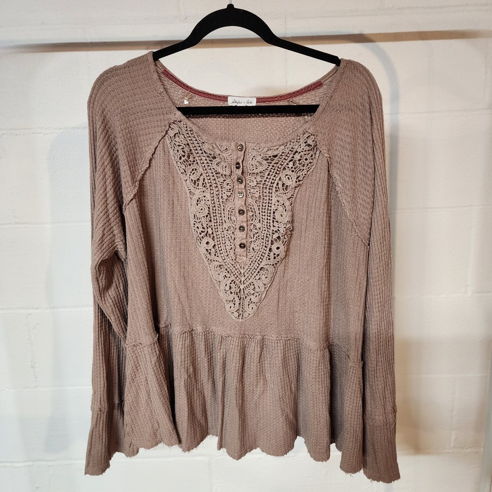 Women's Long Sleeve Lace Detail Top - Brown